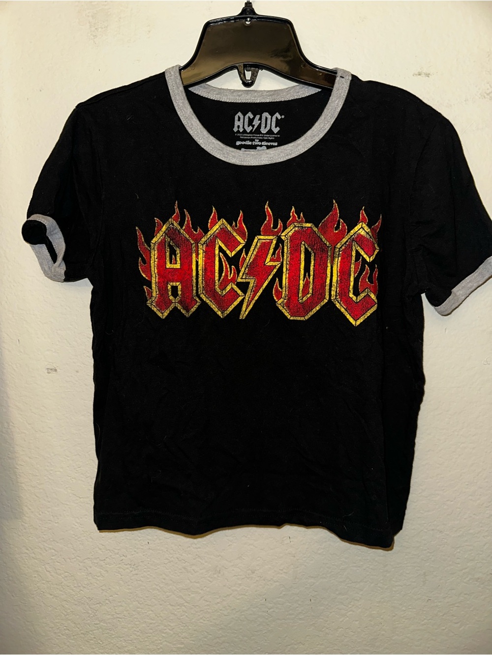 AC/DC crop baby tshirt size XL super comfy